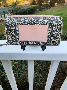 Tory Burch Floral Zip Wallet with Light Pink Panel